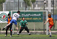 Will Van Bergen nods over the top from close range!